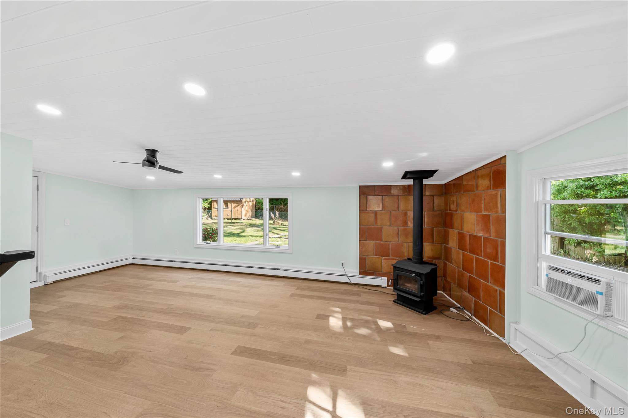 Single Family Barclay Road Suffolk County, NY 11951, MLS-1027921-12