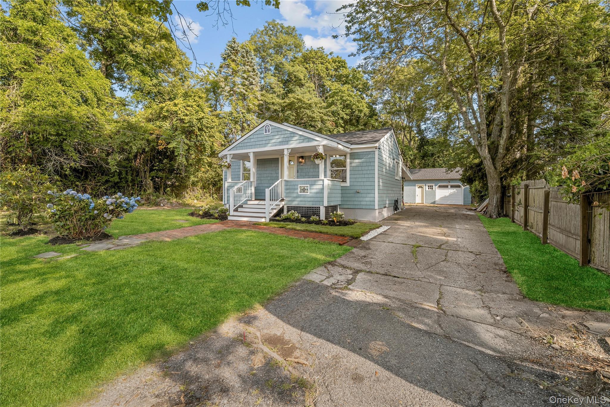 Single Family Barclay Road Suffolk County, NY 11951, MLS-1027921-2