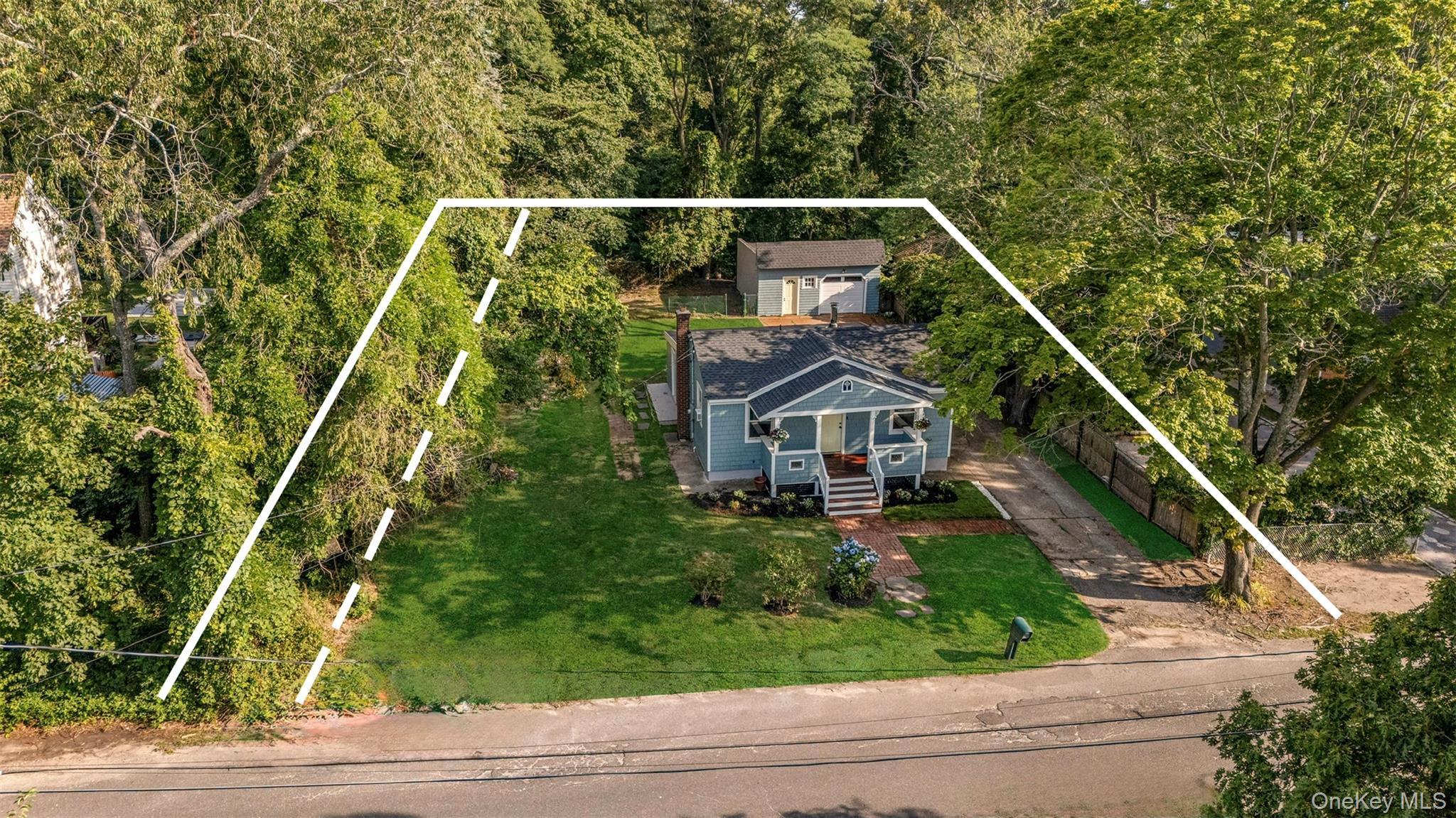 Single Family Barclay Road Suffolk County, NY 11951, MLS-1027921-29