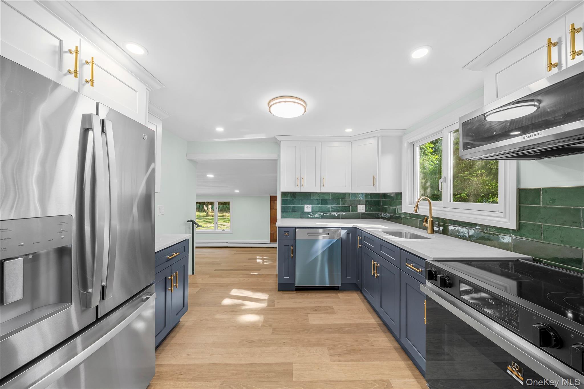 Single Family Barclay Road Suffolk County, NY 11951, MLS-1027921-9