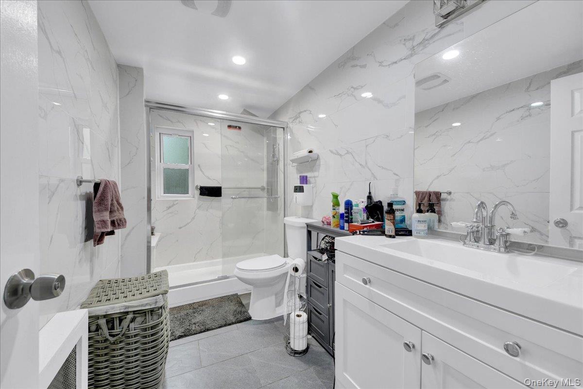 Single Family Seminole Avenue Bronx, NY 10461, MLS-1027925-10