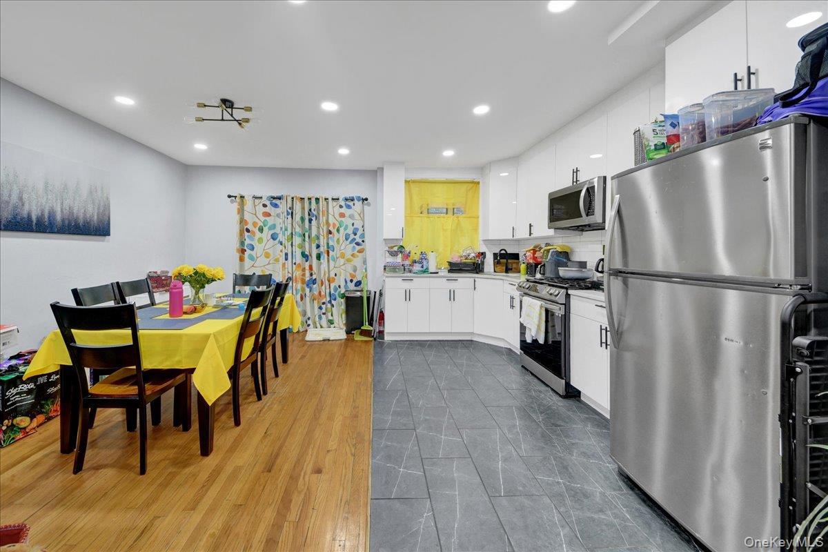 Single Family Seminole Avenue Bronx, NY 10461, MLS-1027925-16
