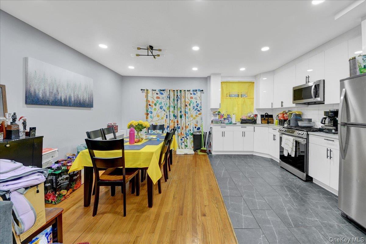 Single Family Seminole Avenue Bronx, NY 10461, MLS-1027925-17