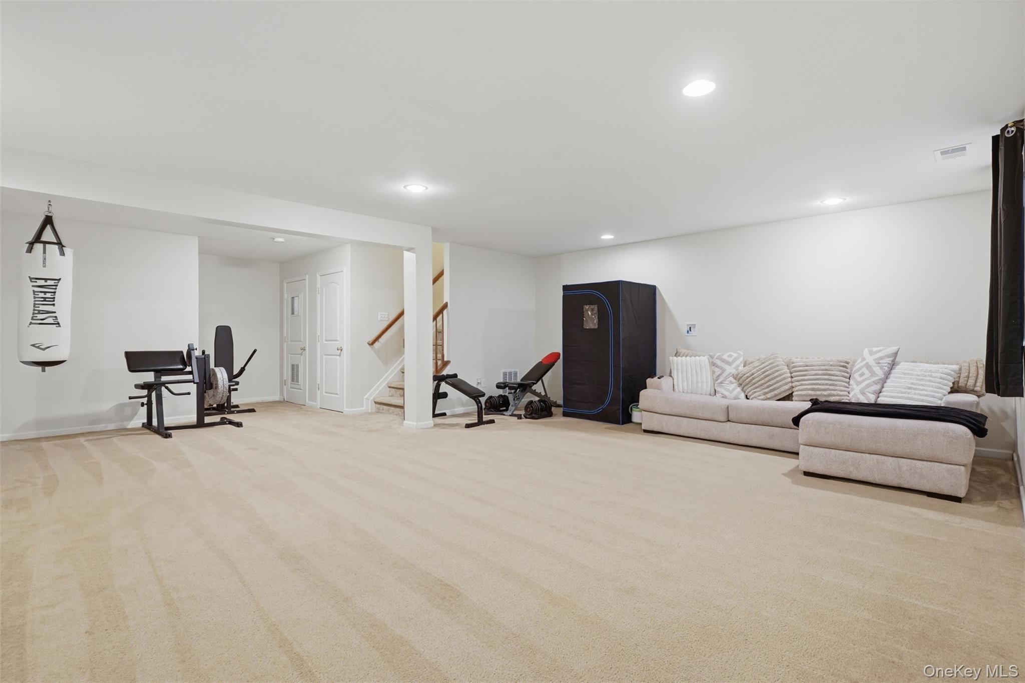 Single Family Cobblestone Lane Orange County, NY 10940, MLS-1027934-33