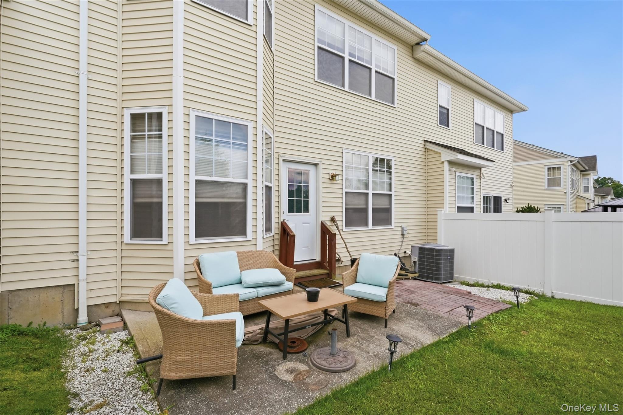 Single Family Cobblestone Lane Orange County, NY 10940, MLS-1027934-38