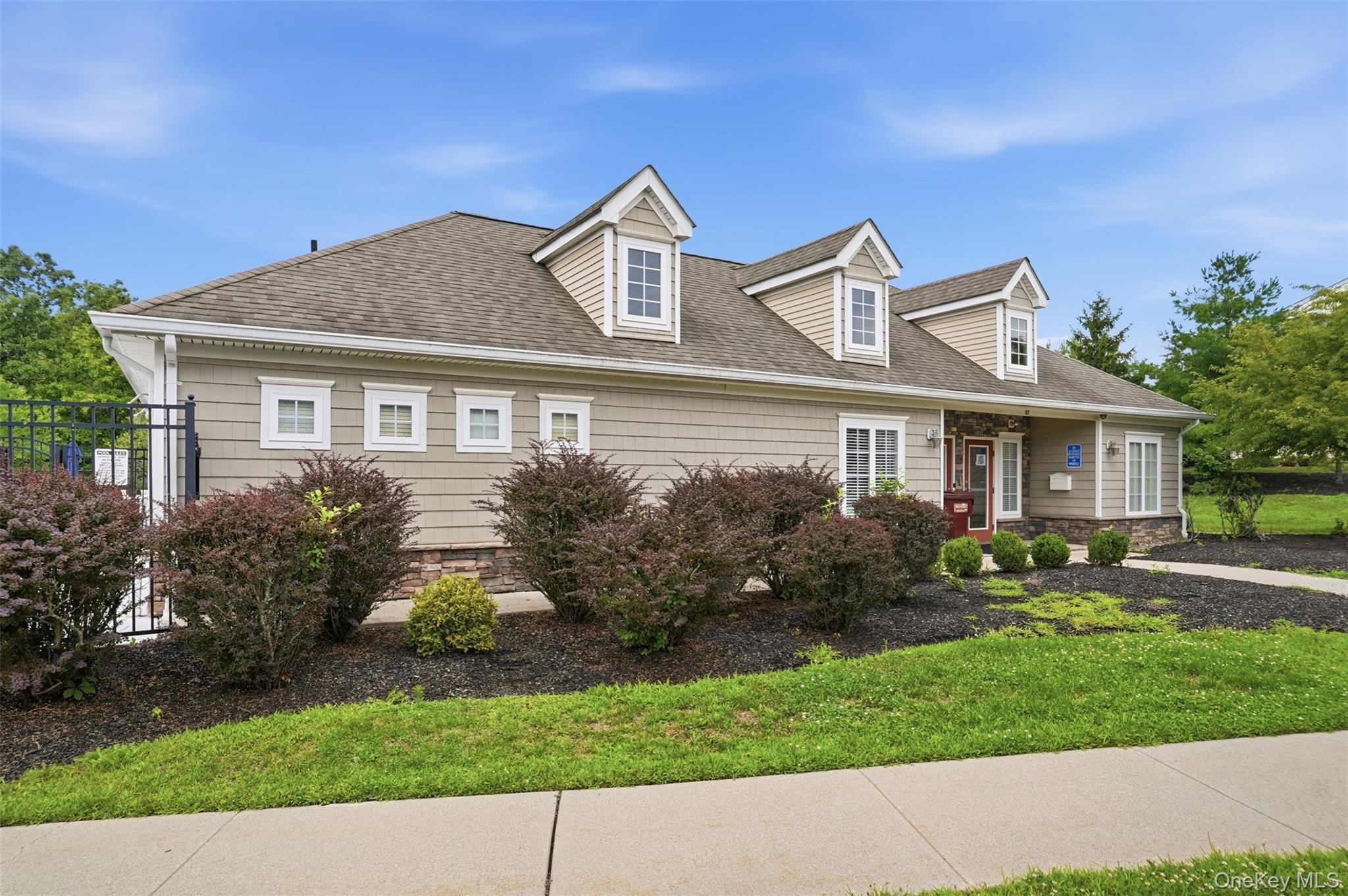 Single Family Cobblestone Lane Orange County, NY 10940, MLS-1027934-41