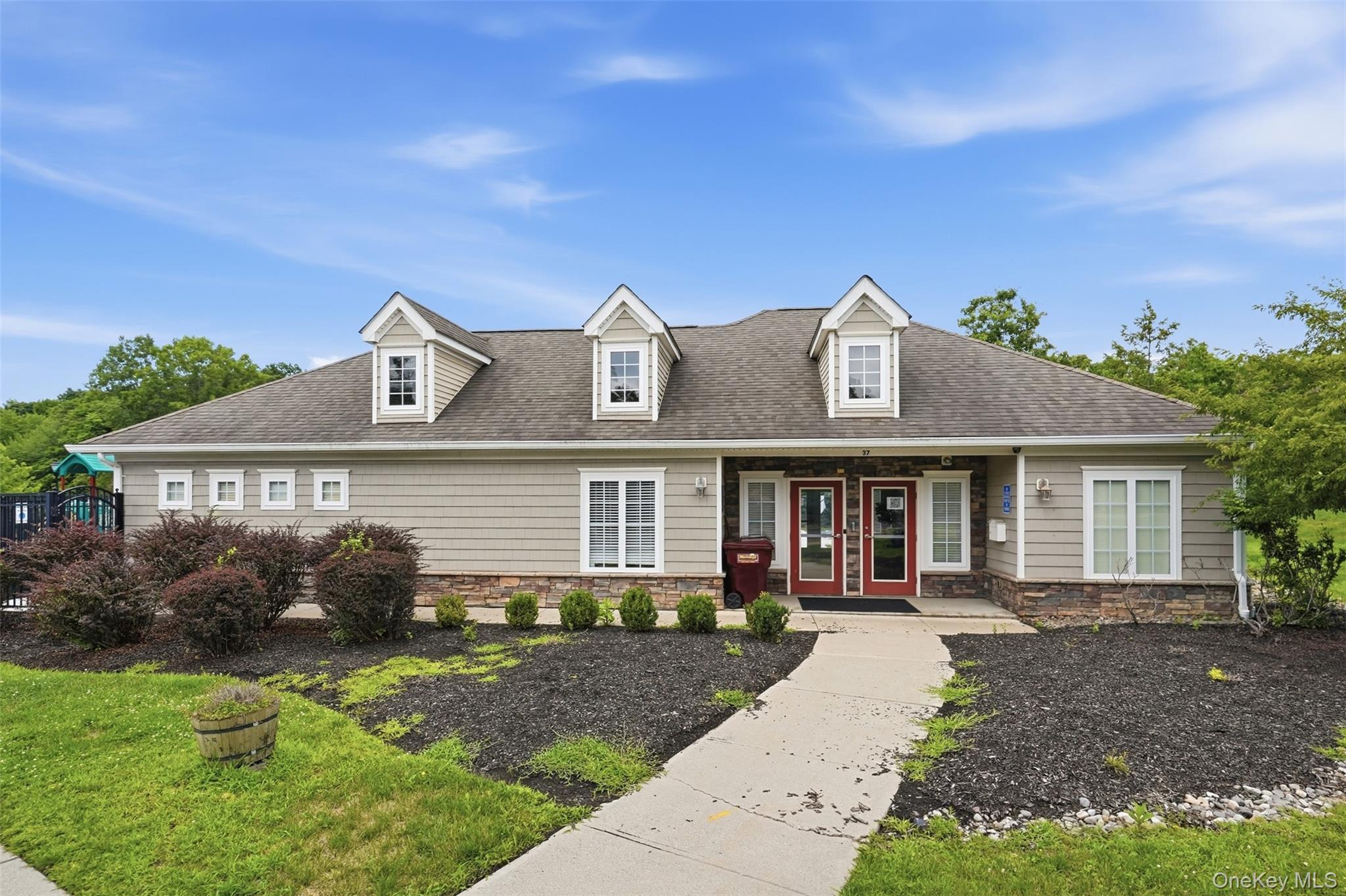 Single Family Cobblestone Lane Orange County, NY 10940, MLS-1027934-42