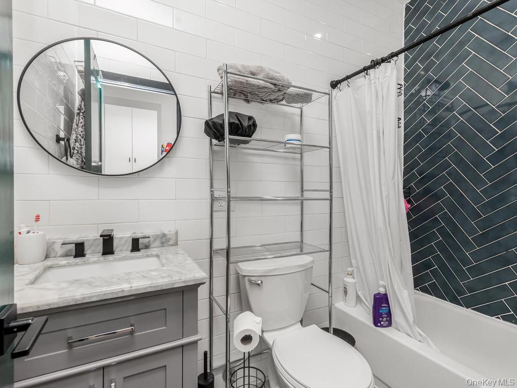 Single Family Lorillard Place Bronx, NY 10458, MLS-1027935-15