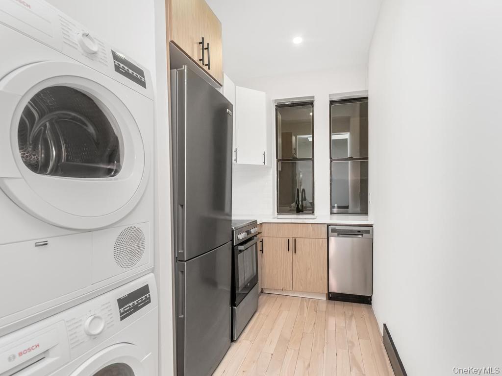 Single Family Lorillard Place Bronx, NY 10458, MLS-1027935-3