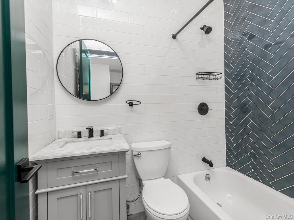 Single Family Lorillard Place Bronx, NY 10458, MLS-1027935-4