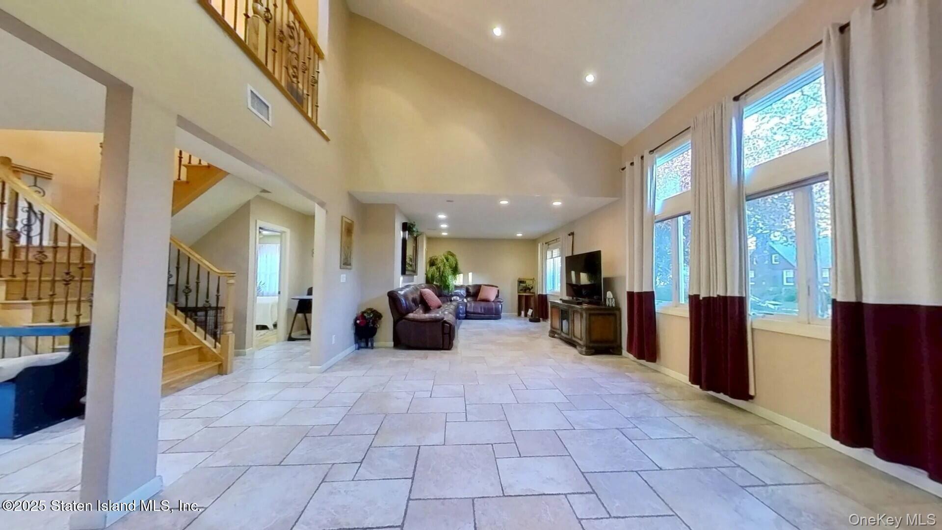 Single Family Locust Avenue  Staten Island, NY 10306, MLS-1027938-13