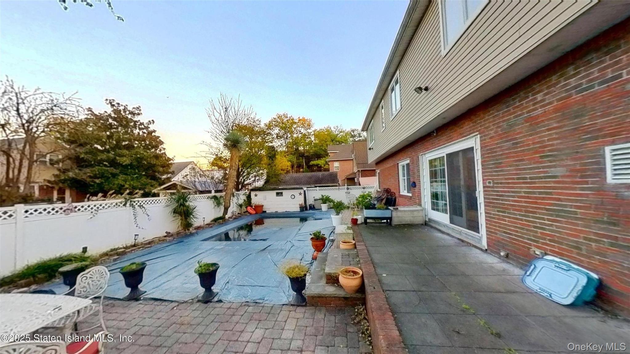 Single Family Locust Avenue  Staten Island, NY 10306, MLS-1027938-26