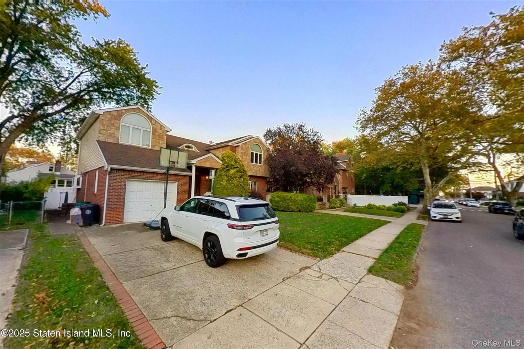 Single Family Locust Avenue  Staten Island, NY 10306, MLS-1027938-4