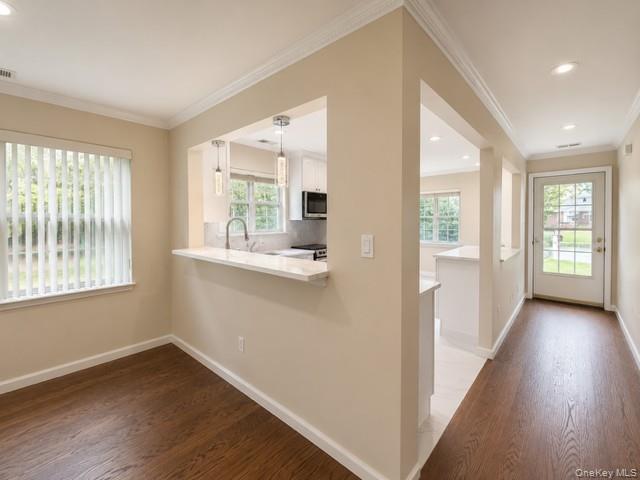 Single Family Herrels Circle  Suffolk County, NY 11747, MLS-1027949-11