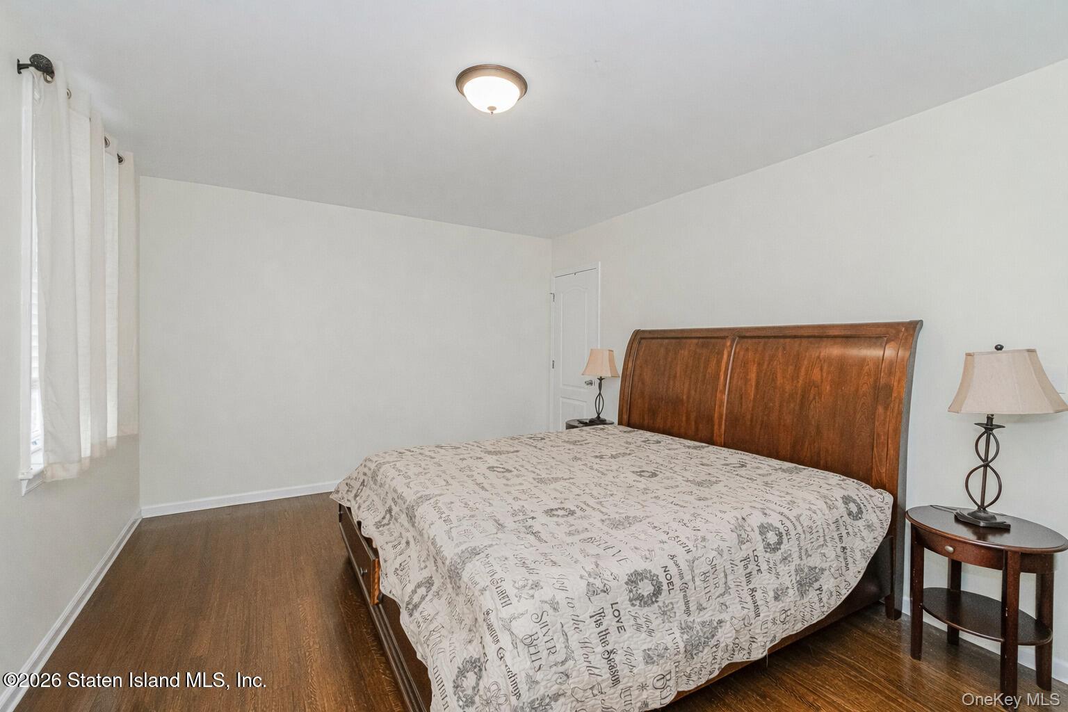 Single Family Arnold Street Staten Island, NY 10301, MLS-1027954-11