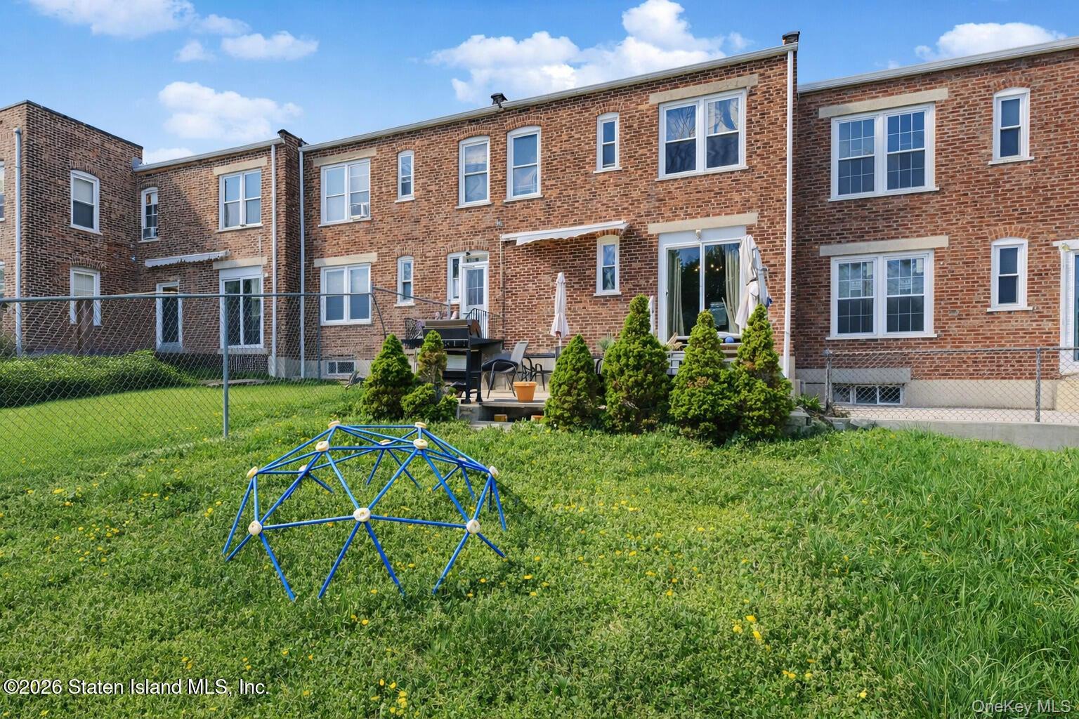 Single Family Arnold Street Staten Island, NY 10301, MLS-1027954-2