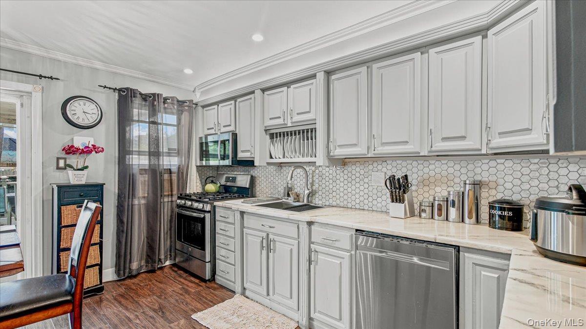 Single Family 63rd Drive  Queens, NY 11375, MLS-1027959-3