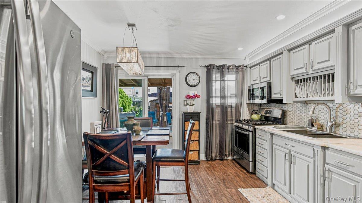Single Family 63rd Drive  Queens, NY 11375, MLS-1027959-4