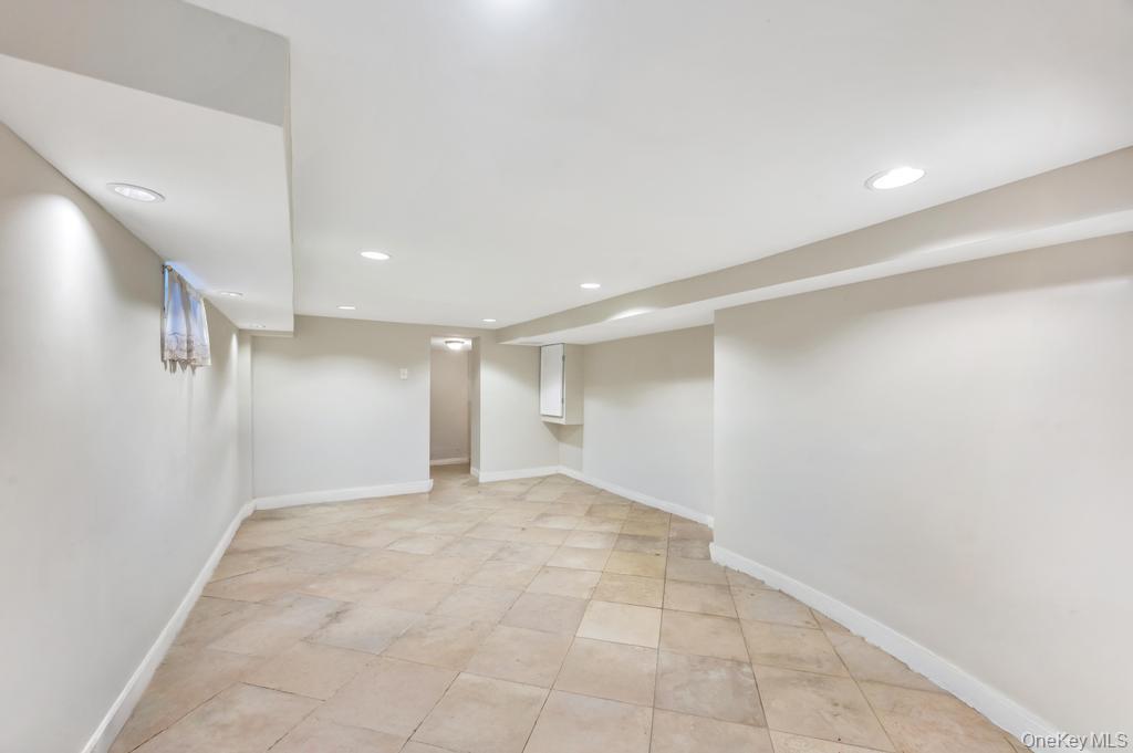 Single Family E 51st Street Brooklyn, NY 11234, MLS-1027990-22