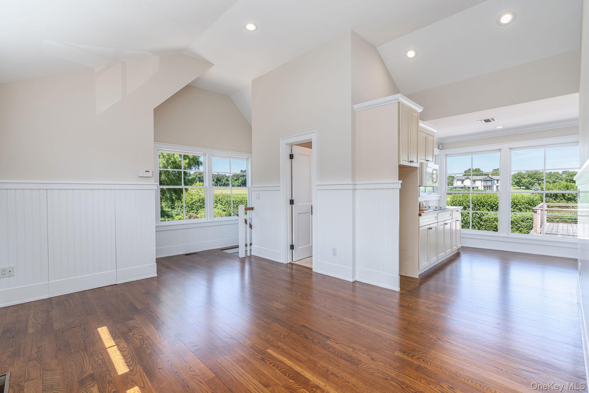 Single Family Peconic Bay Boulevard Suffolk County, NY 11931, MLS-1028043-15