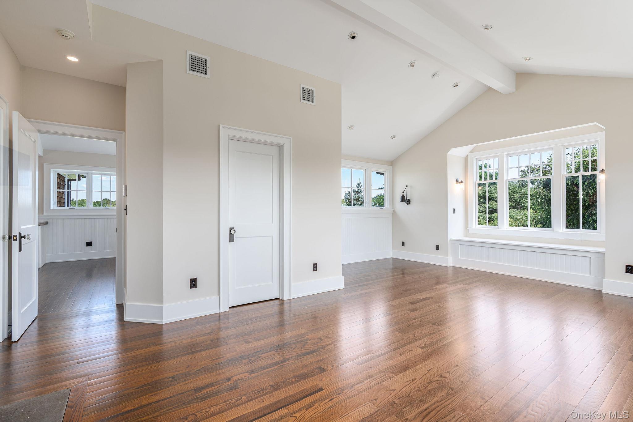 Single Family Peconic Bay Boulevard Suffolk County, NY 11931, MLS-1028043-18