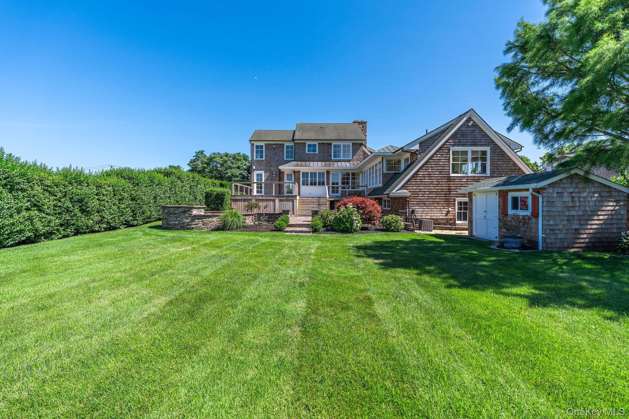 Single Family Peconic Bay Boulevard Suffolk County, NY 11931, MLS-1028043-39