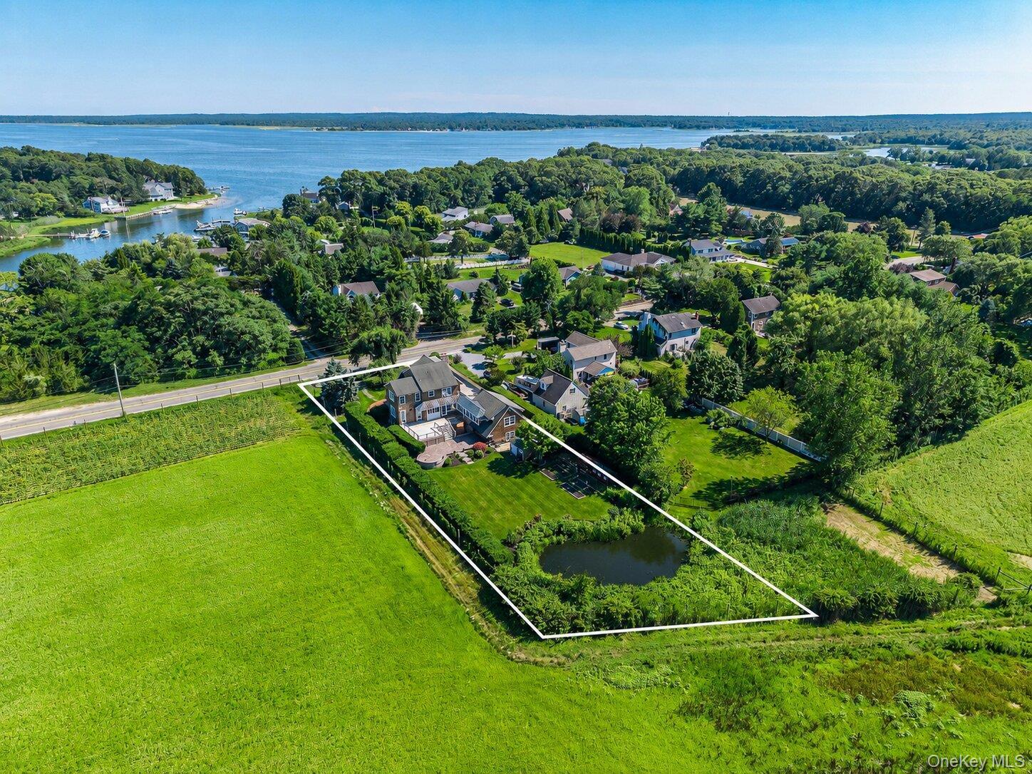 Single Family Peconic Bay Boulevard Suffolk County, NY 11931, MLS-1028043-42