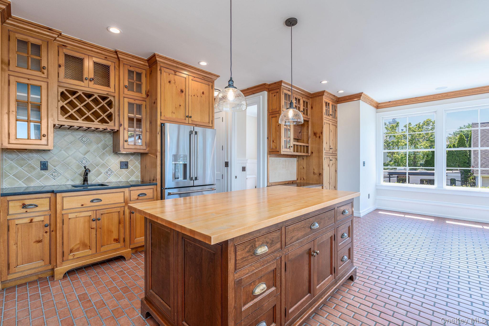 Single Family Peconic Bay Boulevard Suffolk County, NY 11931, MLS-1028043-9