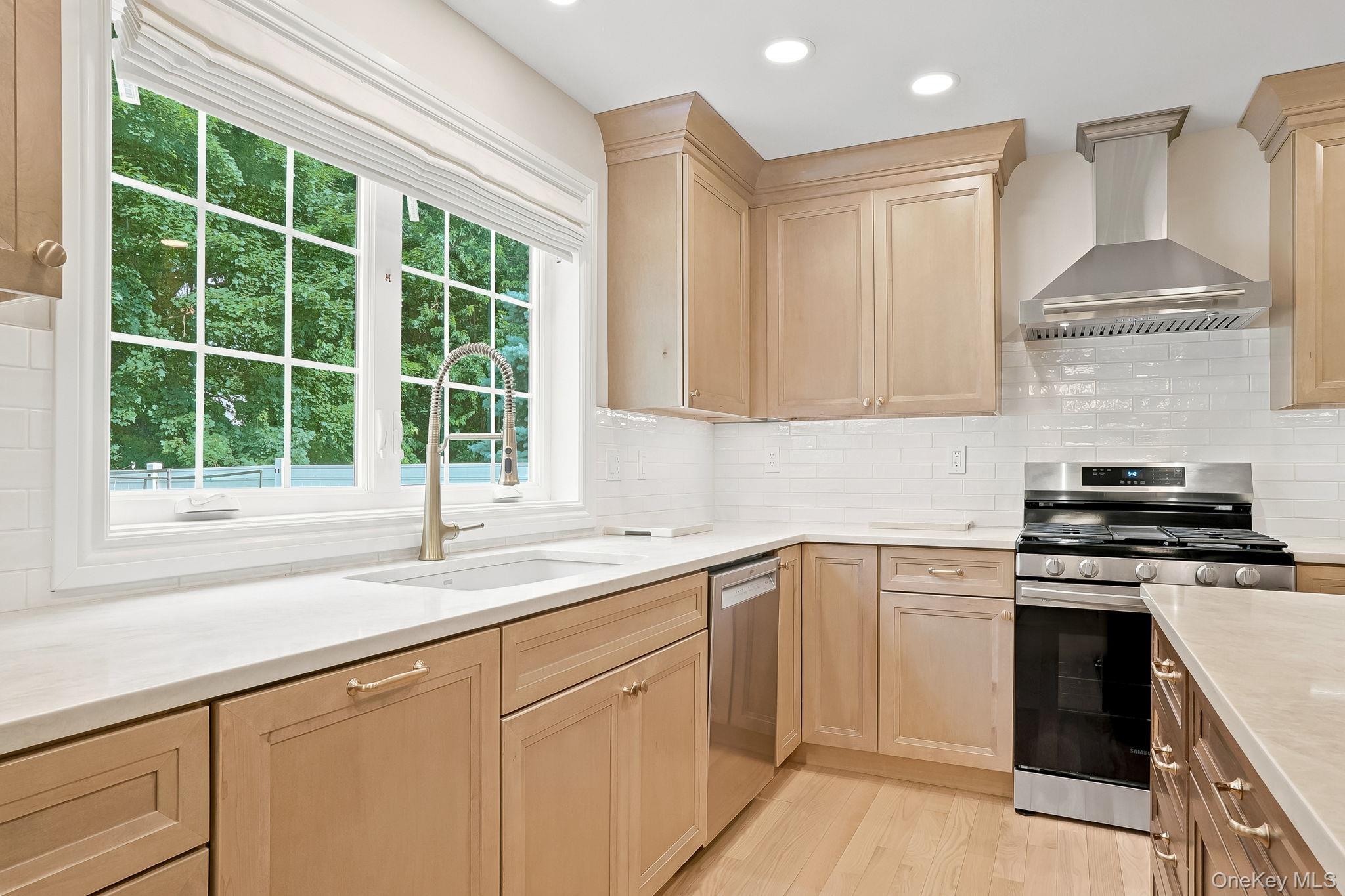 Single Family Whittier Boulevard Dutchess County, NY 12603, MLS-1028071-12