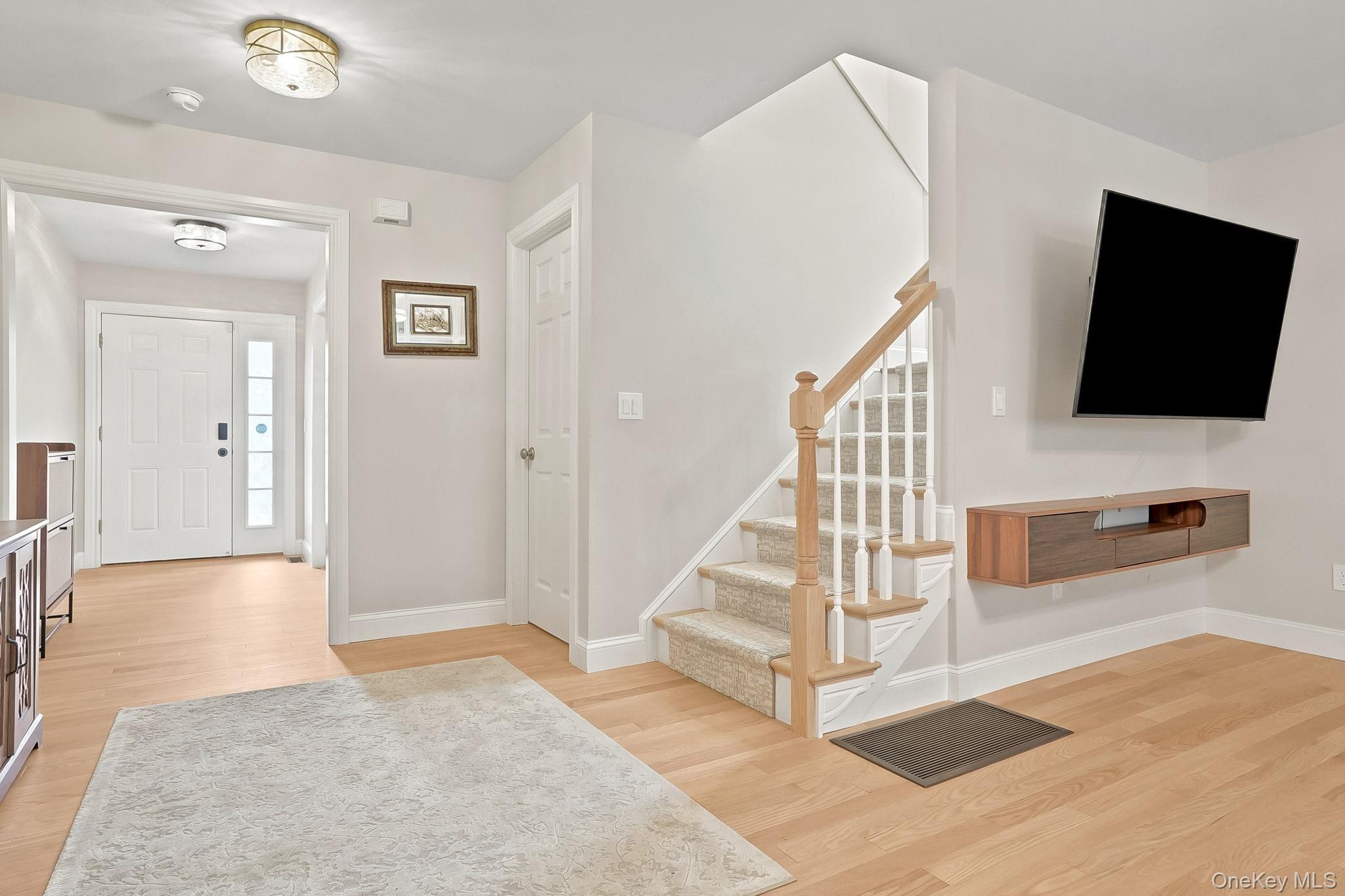 Single Family Whittier Boulevard Dutchess County, NY 12603, MLS-1028071-5