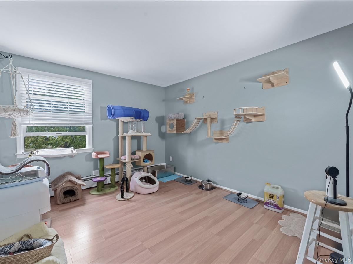 Single Family Winside Lane Suffolk County, NY 11727, MLS-1028079-11