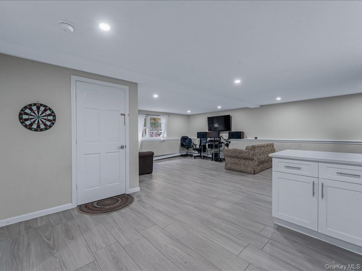 Single Family Winside Lane Suffolk County, NY 11727, MLS-1028079-16