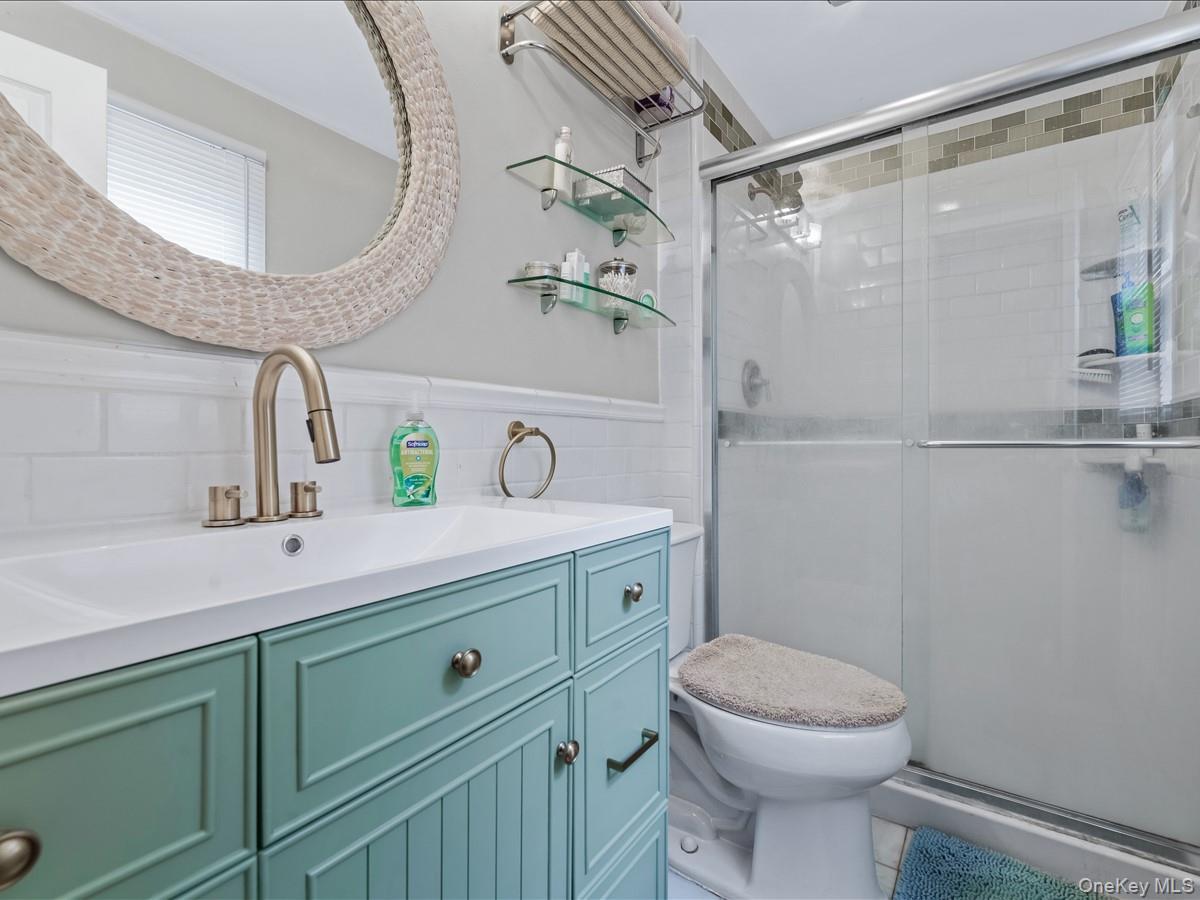 Single Family Winside Lane Suffolk County, NY 11727, MLS-1028079-9