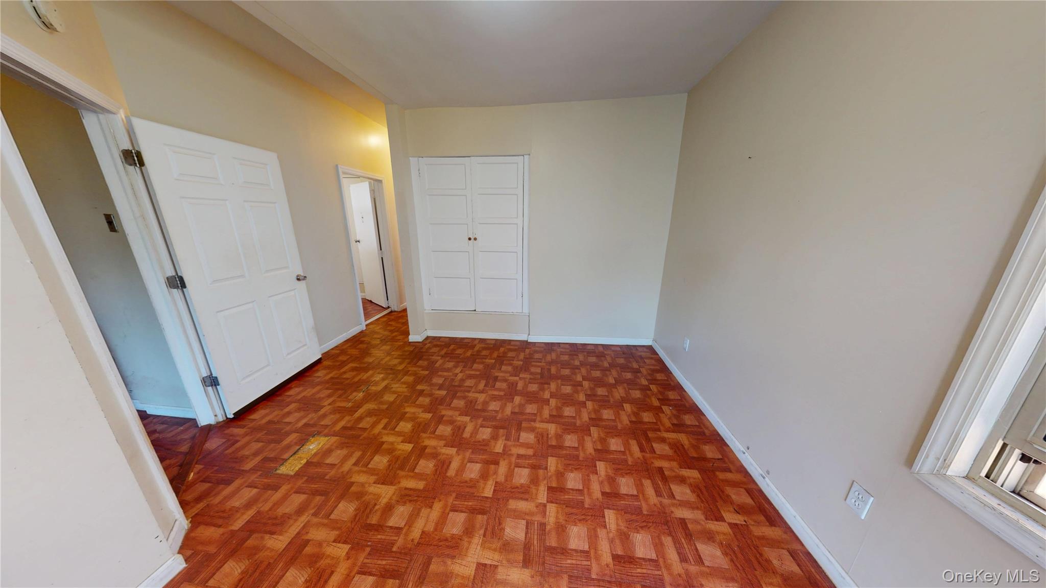 Single Family Decatur Avenue Bronx, NY 10467, MLS-1028083-17
