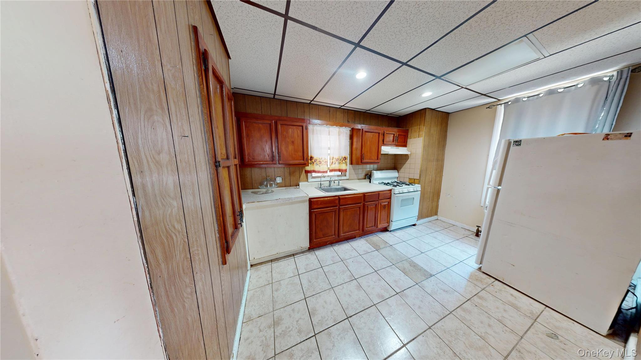 Single Family Decatur Avenue Bronx, NY 10467, MLS-1028083-22