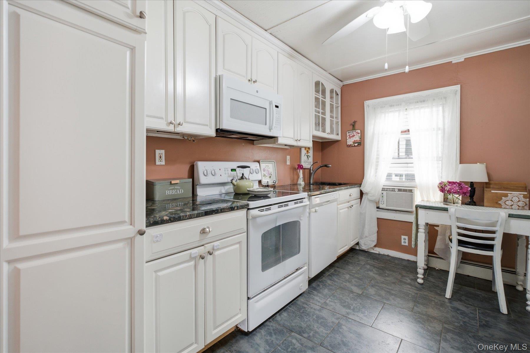 Single Family Monsell Place  Suffolk County, NY 11944, MLS-1028101-12