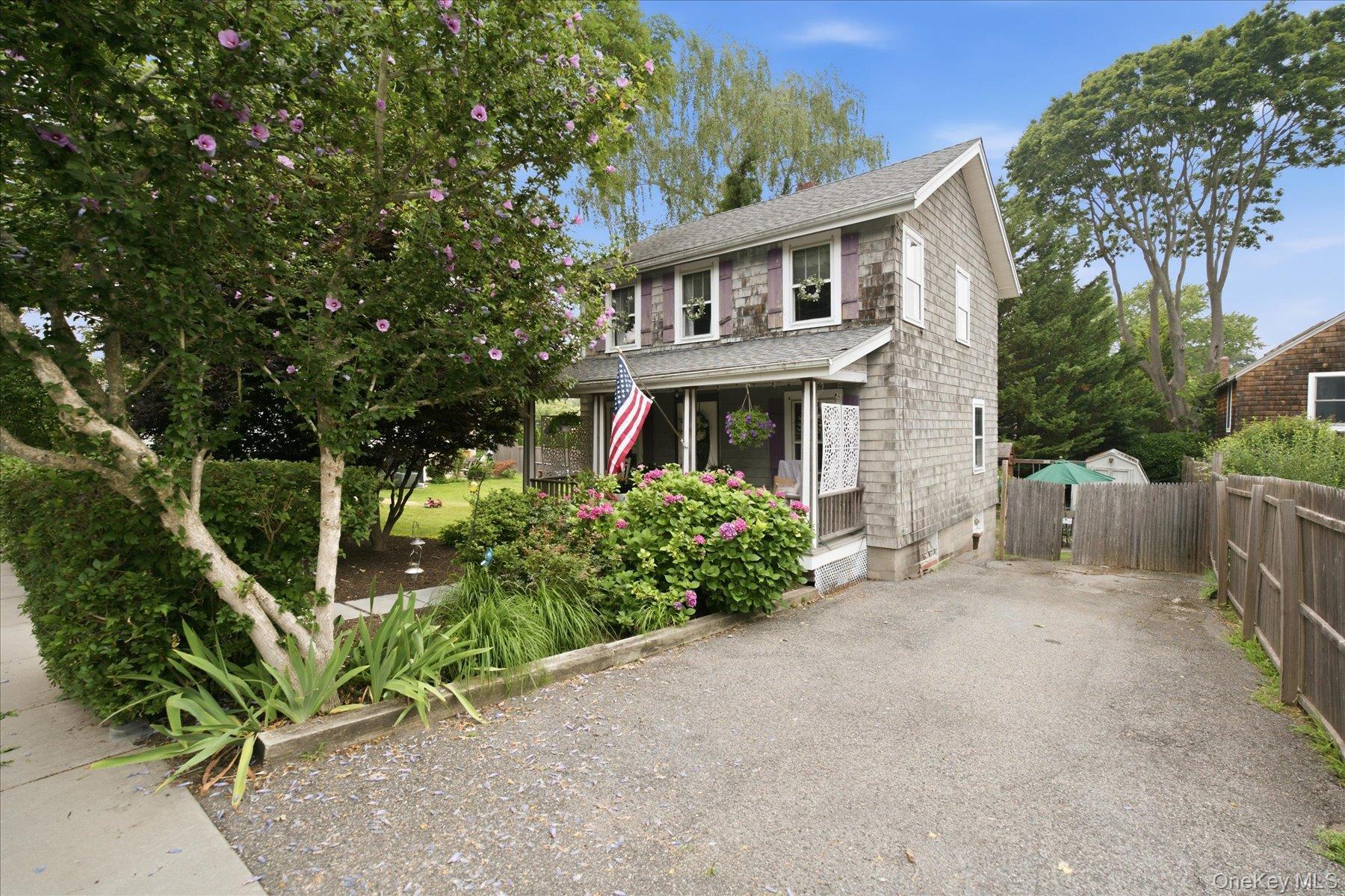 Single Family Monsell Place  Suffolk County, NY 11944, MLS-1028101-2