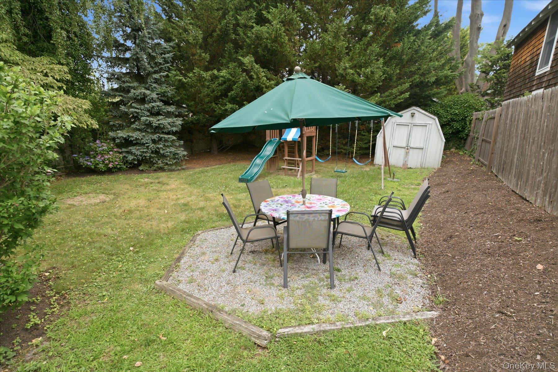 Single Family Monsell Place  Suffolk County, NY 11944, MLS-1028101-25