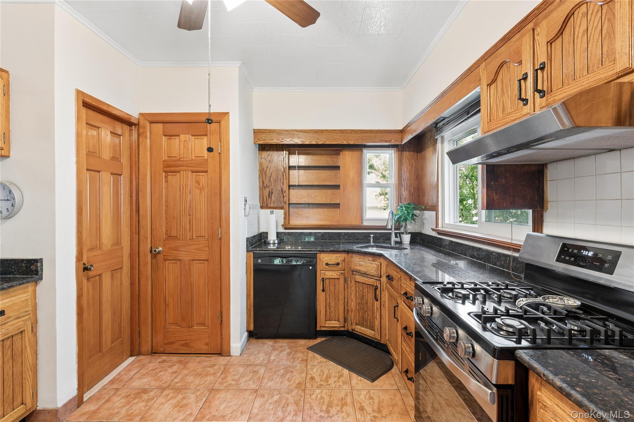Single Family 233rd Street Queens, NY 11427, MLS-1028108-11