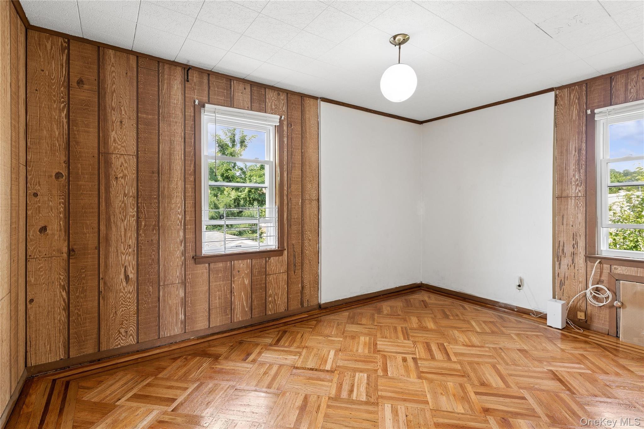Single Family 233rd Street Queens, NY 11427, MLS-1028108-21
