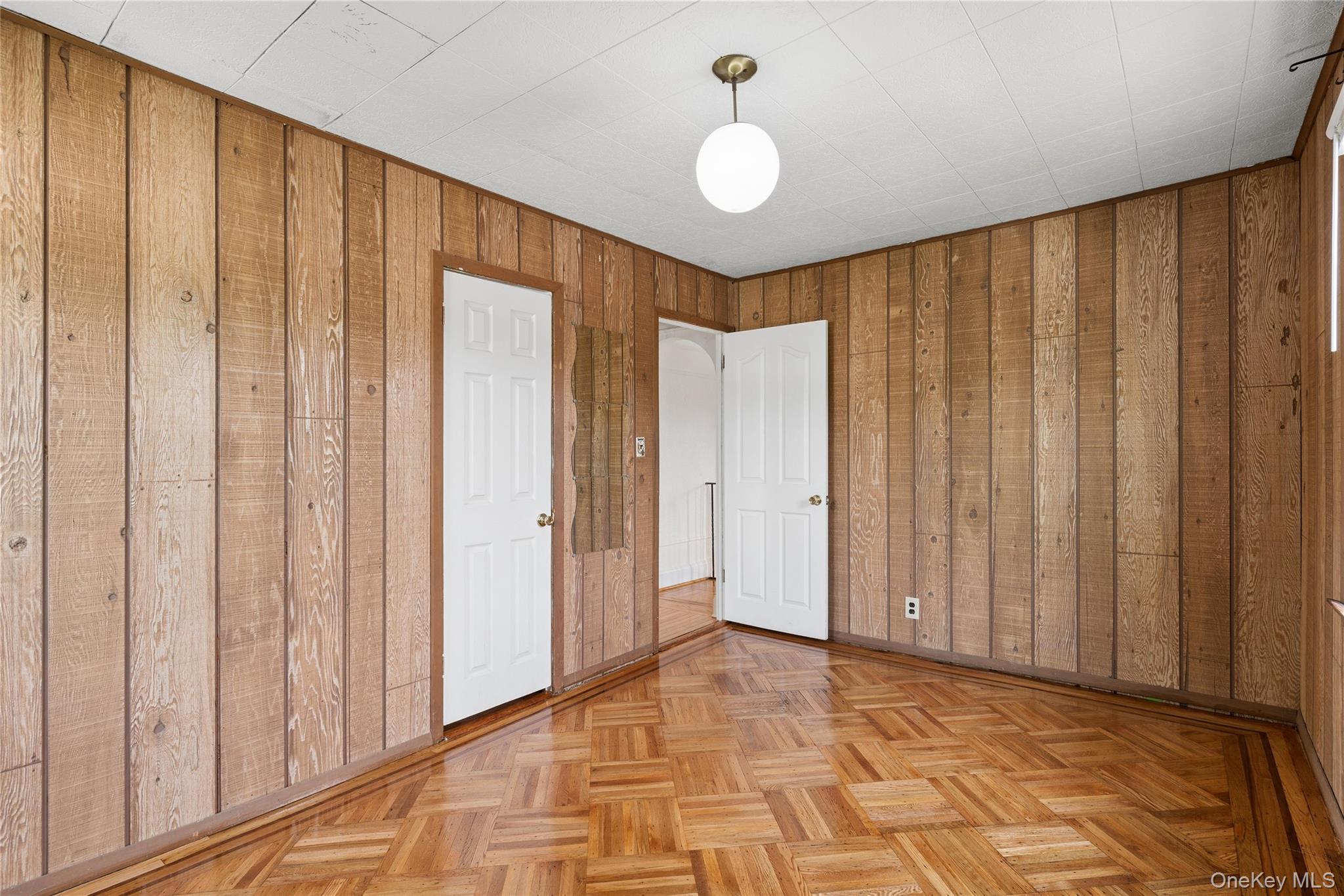 Single Family 233rd Street Queens, NY 11427, MLS-1028108-22