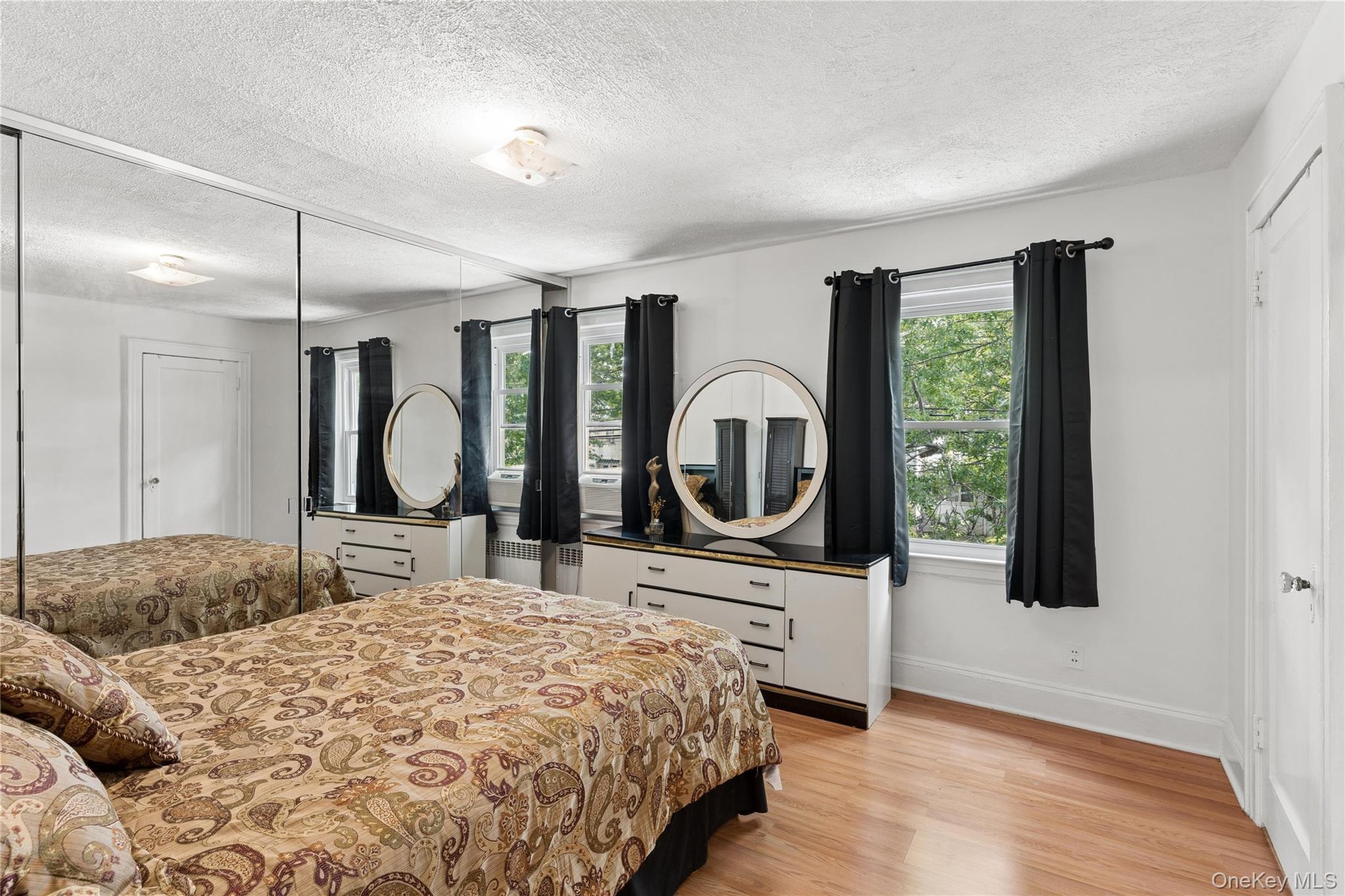 Single Family 233rd Street Queens, NY 11427, MLS-1028108-26
