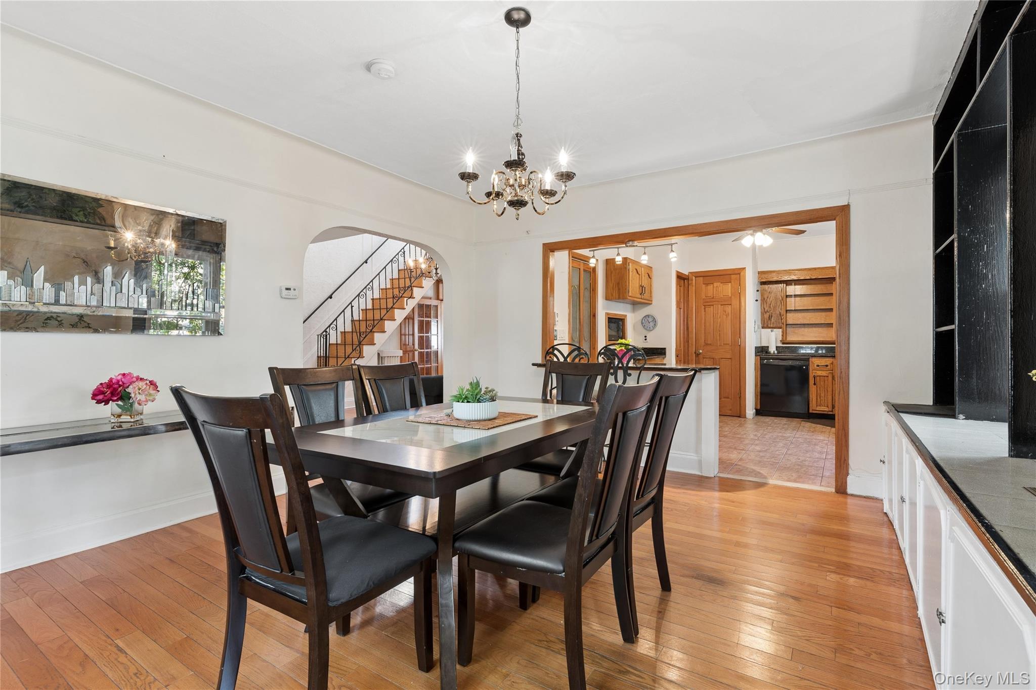 Single Family 233rd Street Queens, NY 11427, MLS-1028108-8