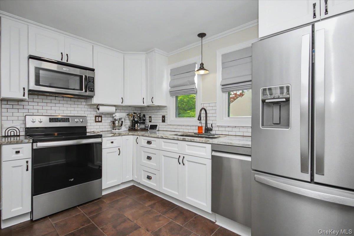 Single Family Mansion Drive  Dutchess County, NY 12538, MLS-1028116-17