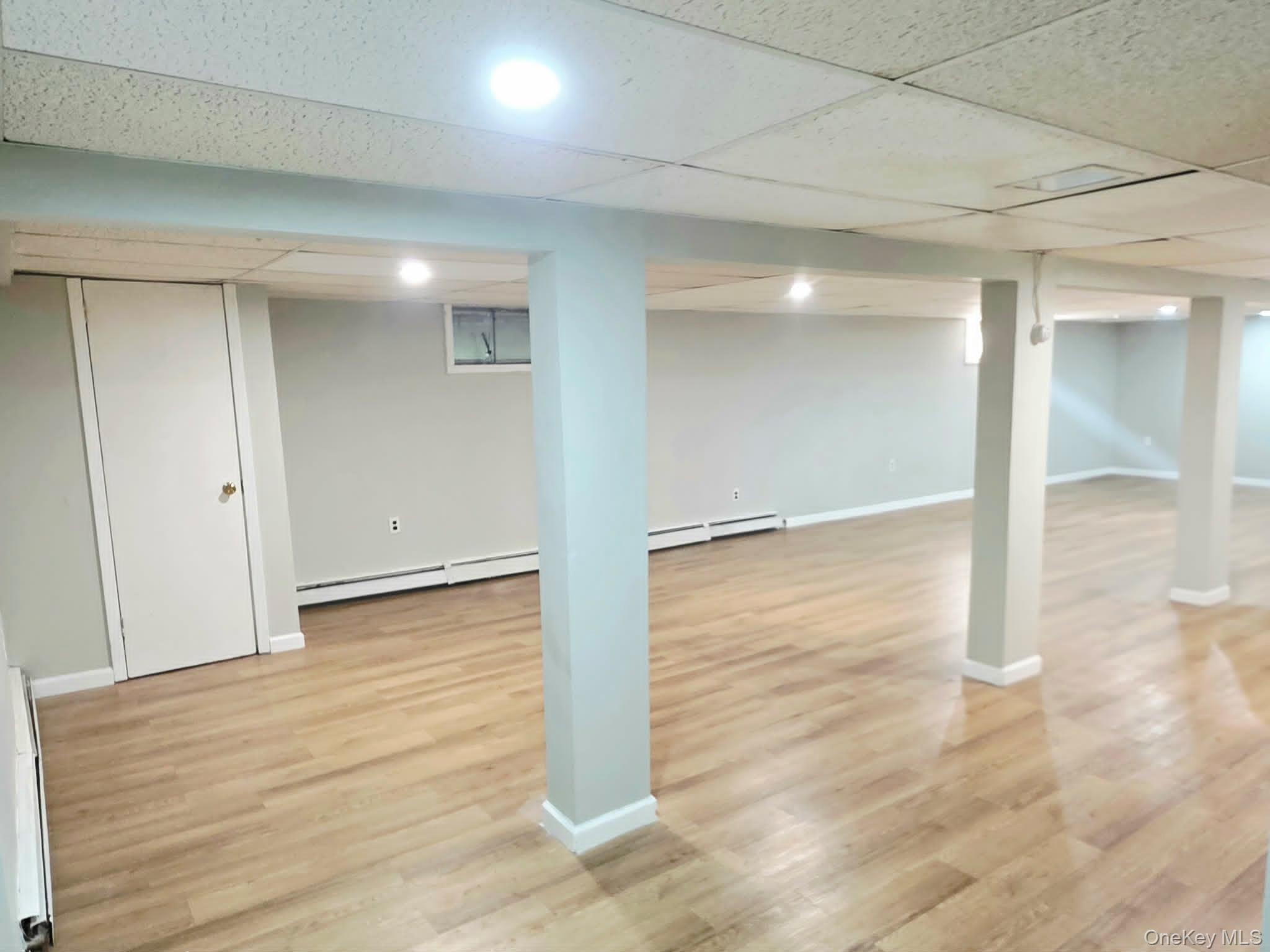Single Family Moriches Avenue Suffolk County, NY 11950, MLS-1028118-14