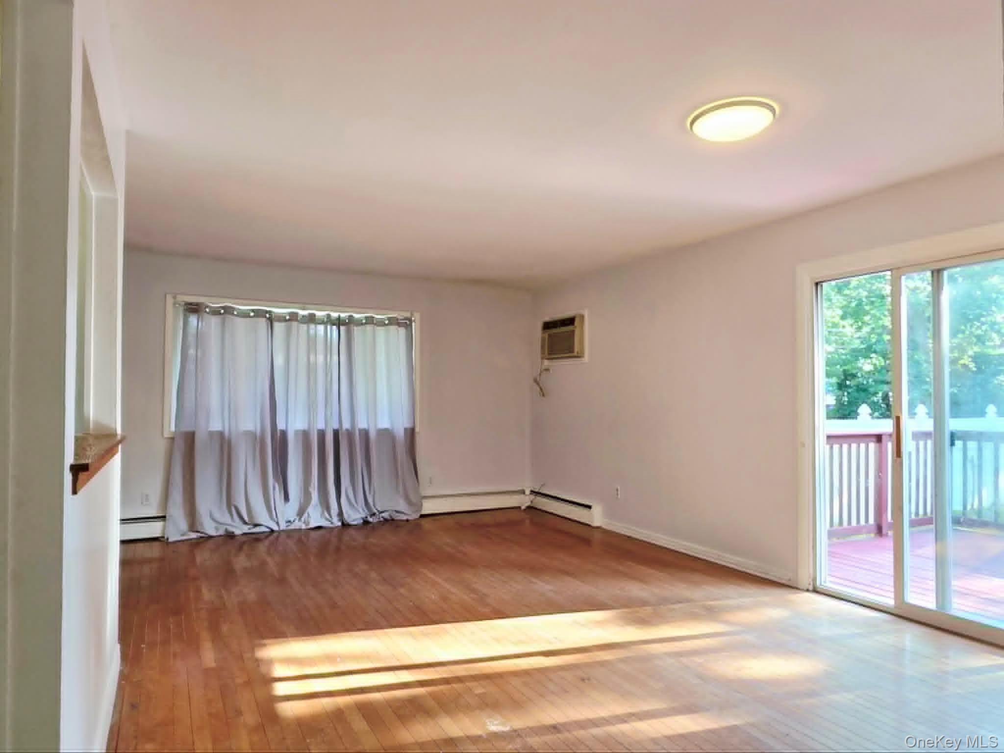 Single Family Moriches Avenue Suffolk County, NY 11950, MLS-1028118-6