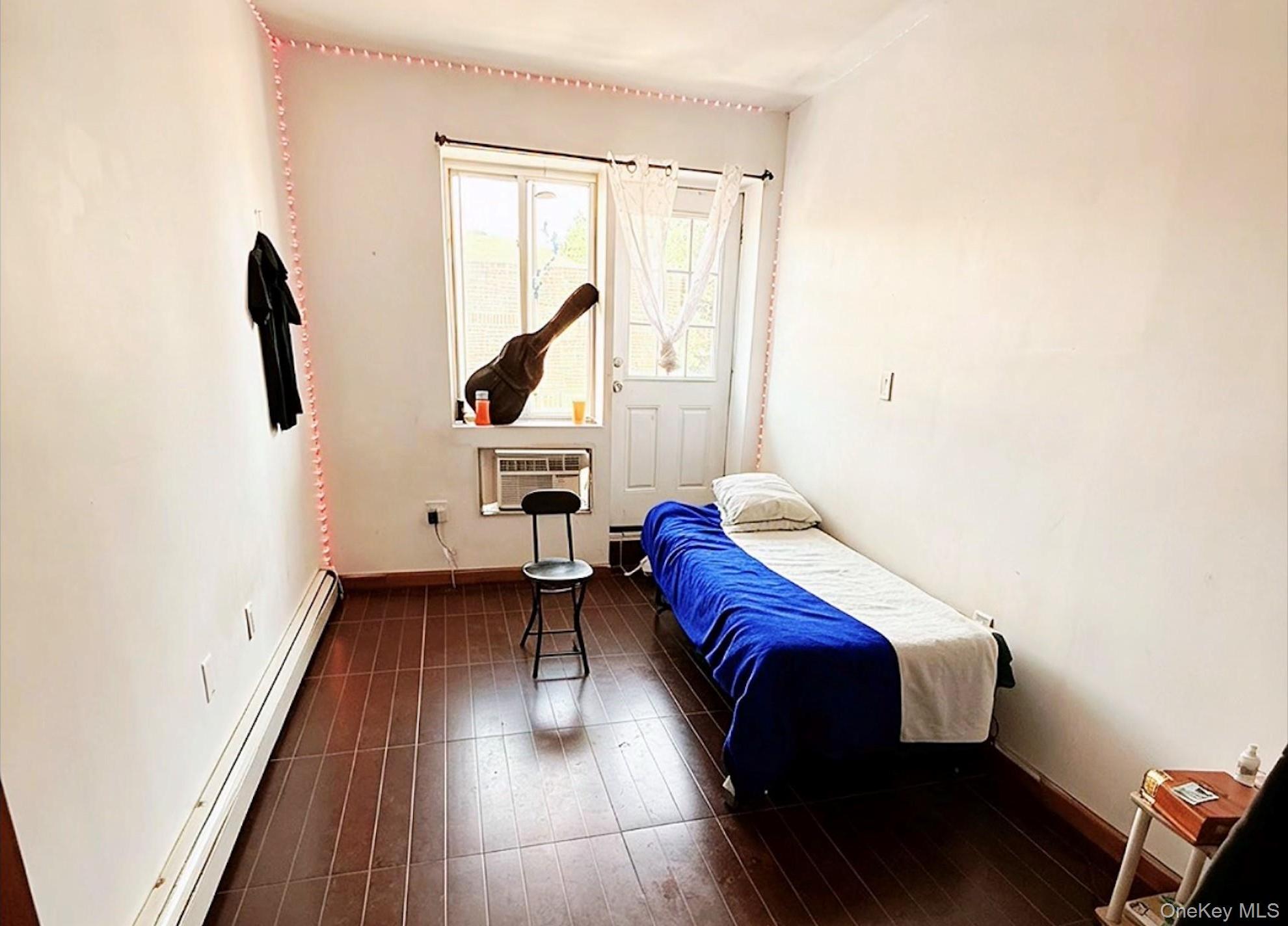 Single Family Northern Boulevard  Queens, NY 11368, MLS-1028126-5