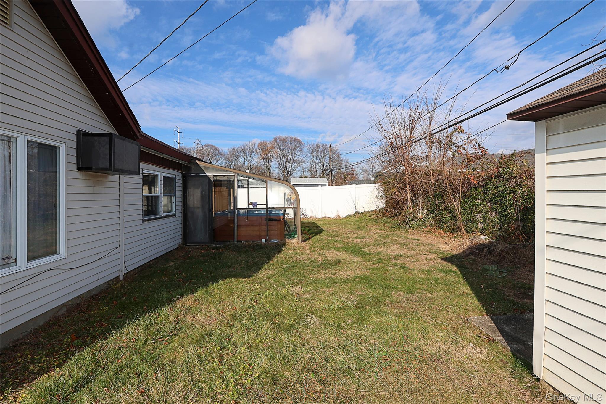 Single Family E Millpage Drive  Nassau County, NY 11714, MLS-1028159-12