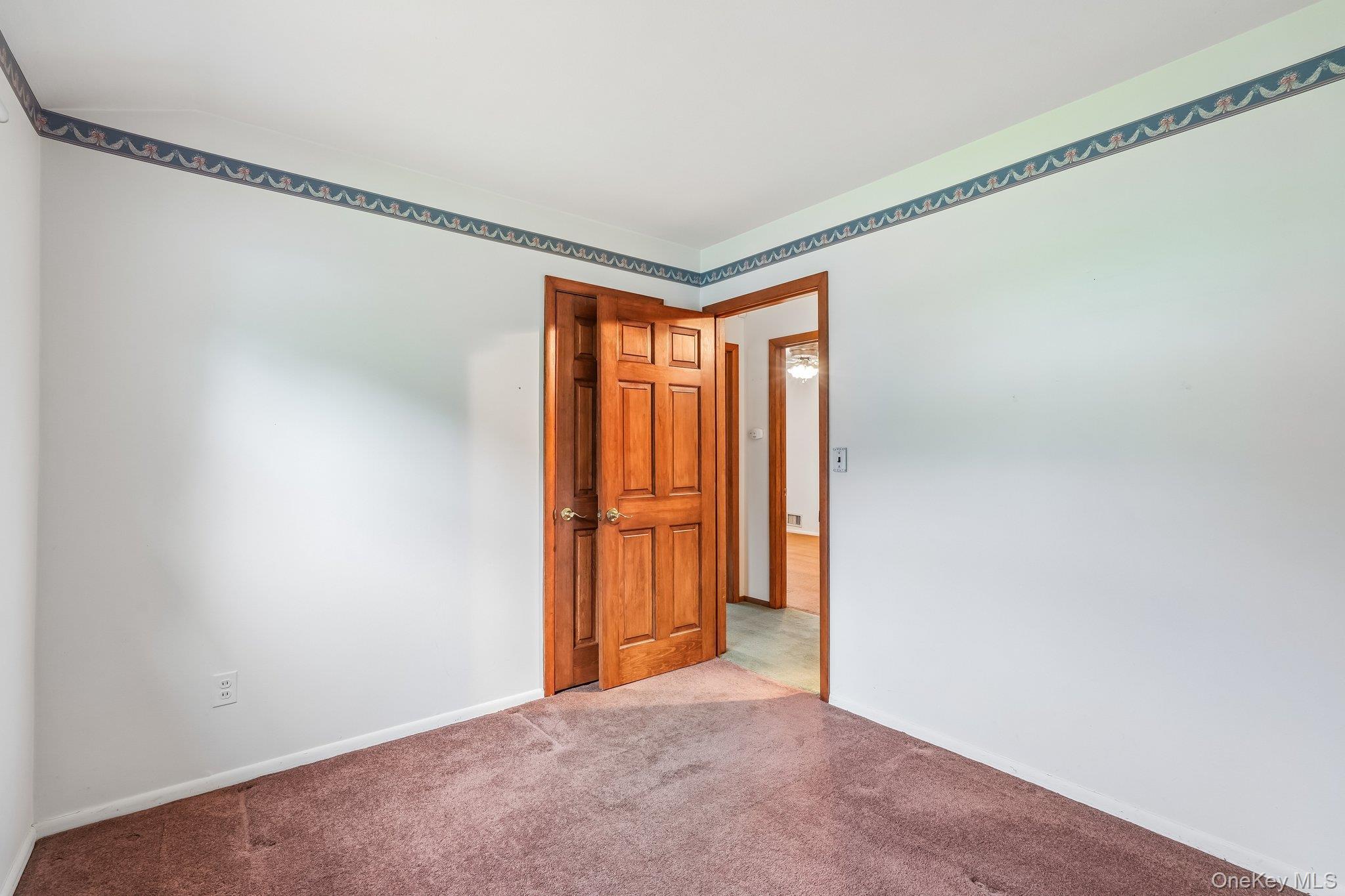 Single Family Victoria Drive Rockland County, NY 10954, MLS-1028175-15