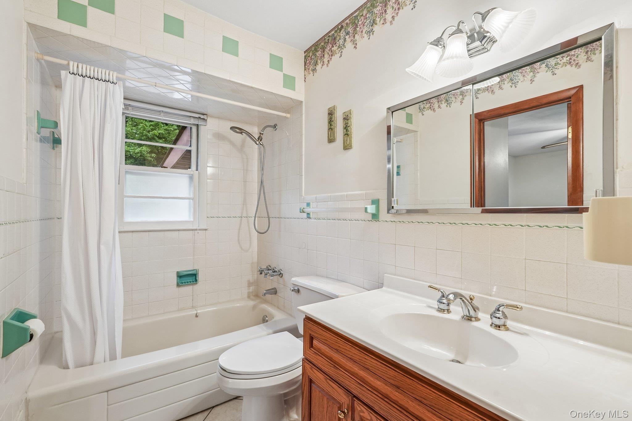 Single Family Victoria Drive Rockland County, NY 10954, MLS-1028175-17